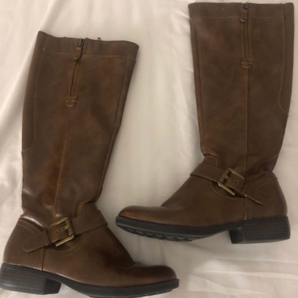 Relativity Moakley Knee High Boot